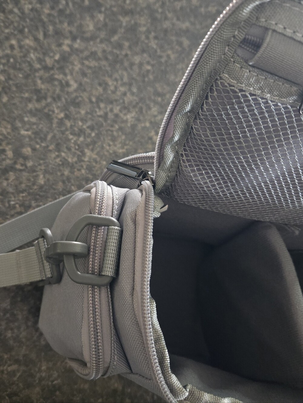Camera Bag - Picture 3 of 6